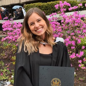 Meet your Posher, Amy